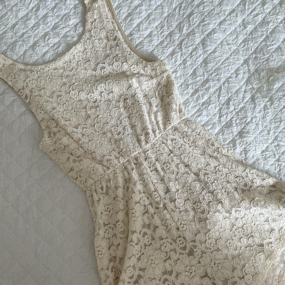 Off white lace romper, size S